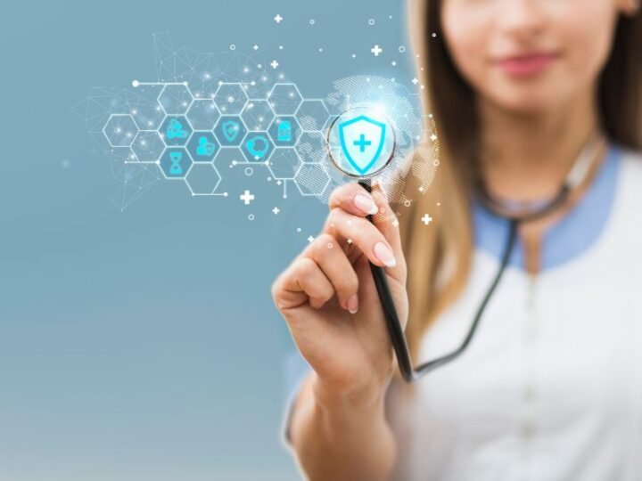 How Employers Can Improve Healthcare Experience Through Cashless Health Insurance