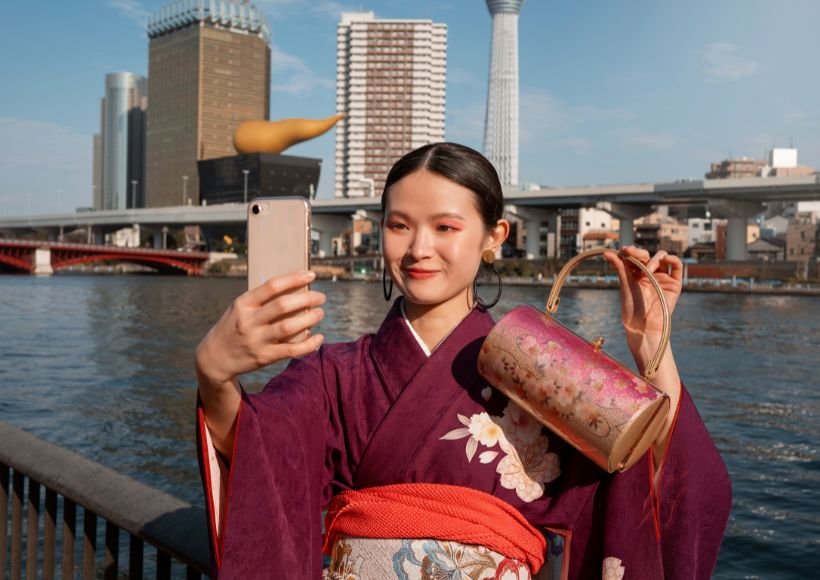 Smart Data Planning in Japan with an eSIM for Heavy Video Streaming