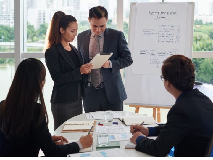 Top Reasons to Choose a Business Management Course for Career Growth